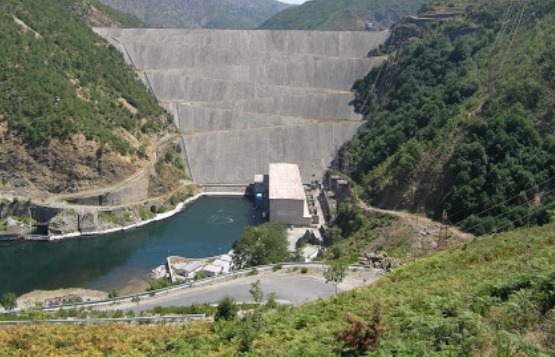 KESH siguron konsumatoret: Rezervat energjitike te mjaftueshme, prodhimi vijon